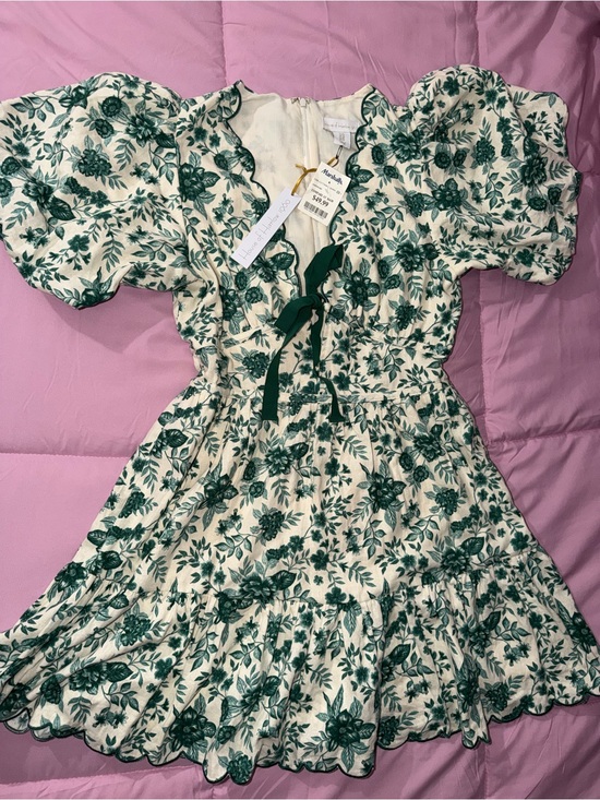 House of Harlow 1960 Dresses & Skirts - (NEW) House of Harlow 1960 - Cream Dress with Green Floral Print.